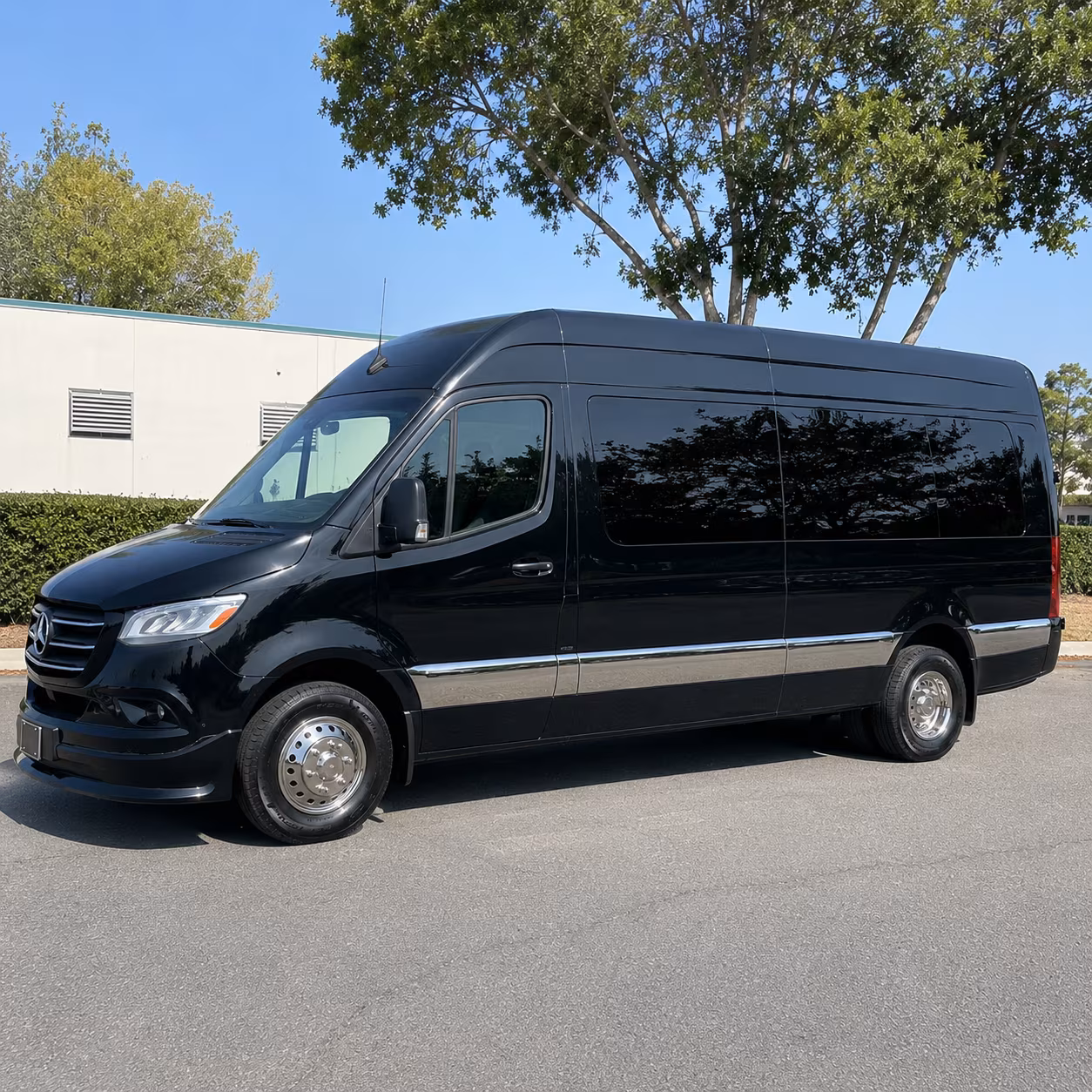 find the perfect transportation for your next airport transfer 4