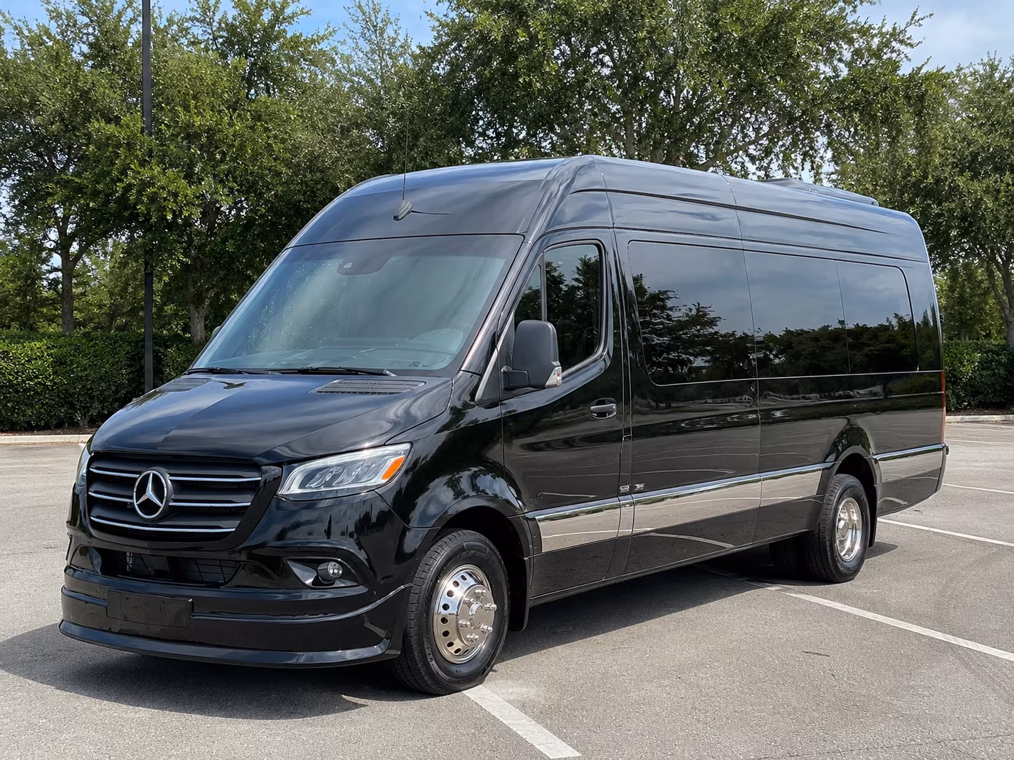 virginia beach 12 passenger sprinter van